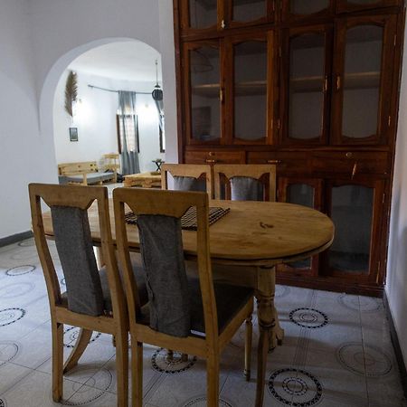 Safari Adventures-House Bed & Breakfast Arusha Ngoại thất bức ảnh