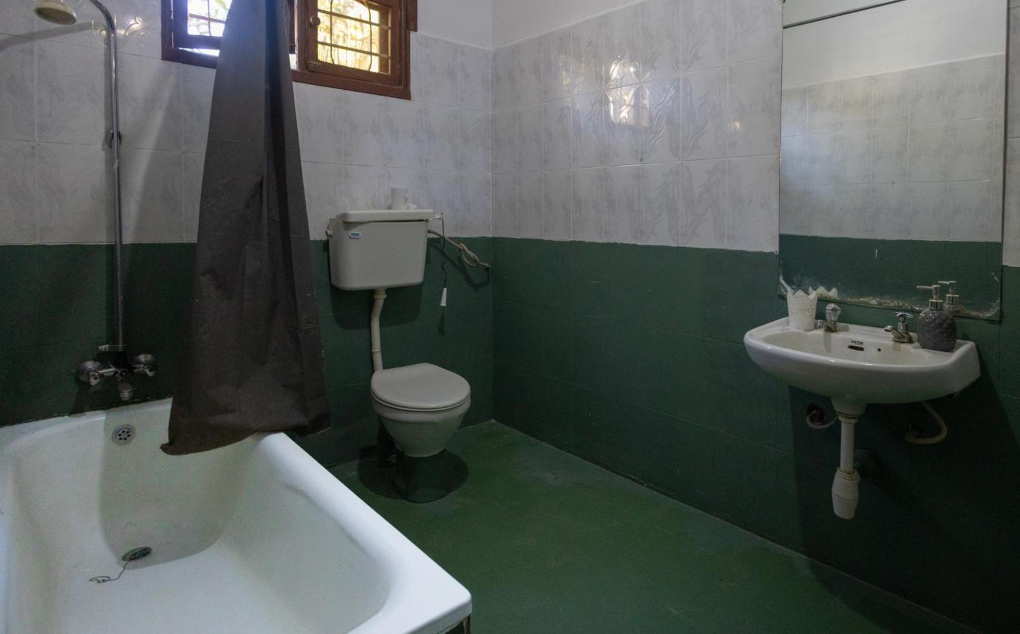 Safari Adventures-House Bed & Breakfast Arusha Ngoại thất bức ảnh